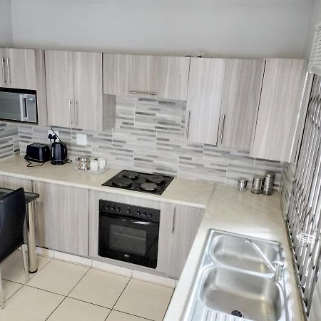 Sunrise Guesthouse Pretoria-Noord Εξωτερικό φωτογραφία