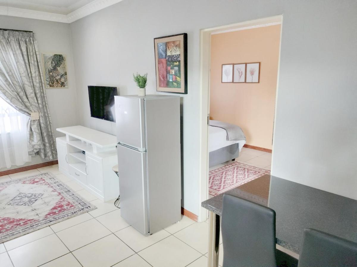 Sunrise Guesthouse Pretoria-Noord Εξωτερικό φωτογραφία
