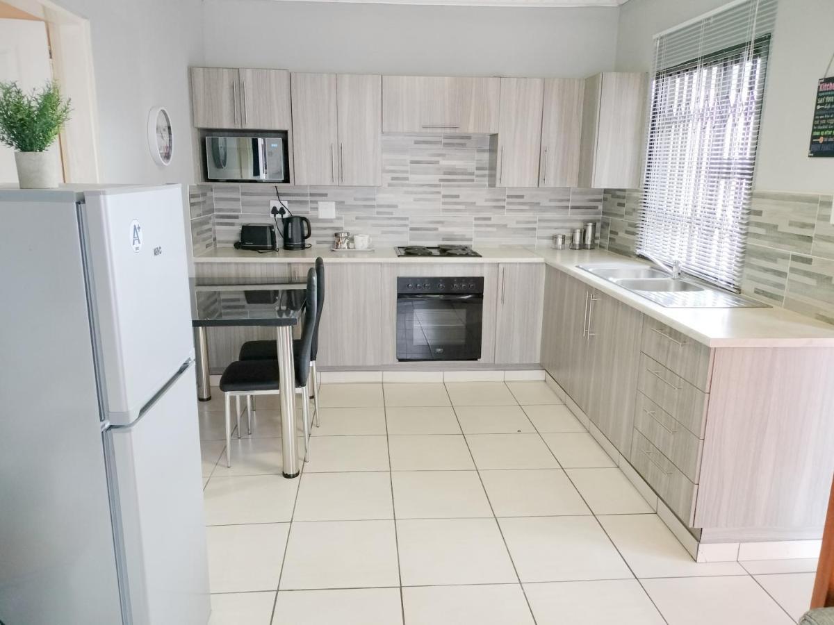 Sunrise Guesthouse Pretoria-Noord Εξωτερικό φωτογραφία