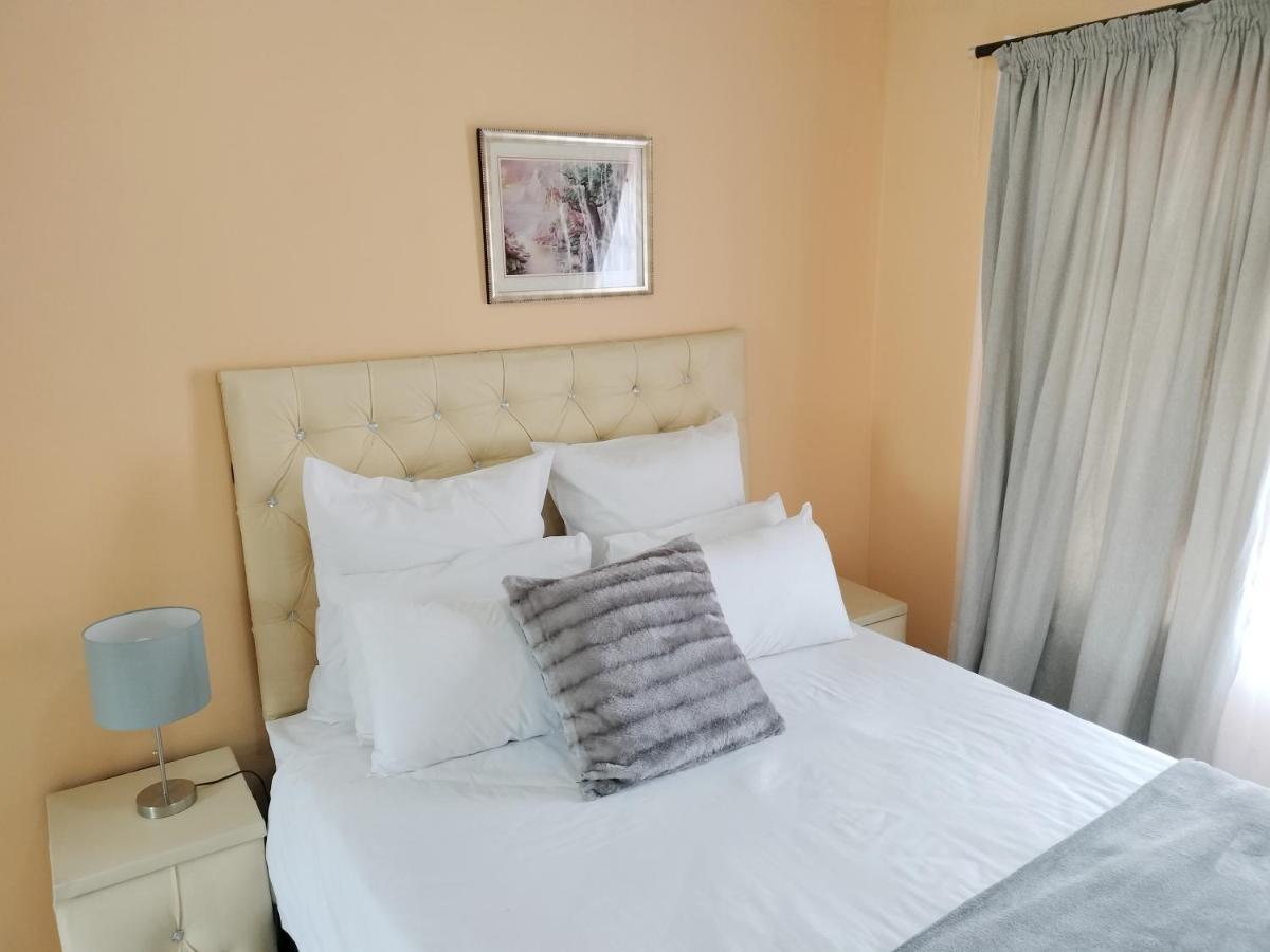 Sunrise Guesthouse Pretoria-Noord Εξωτερικό φωτογραφία